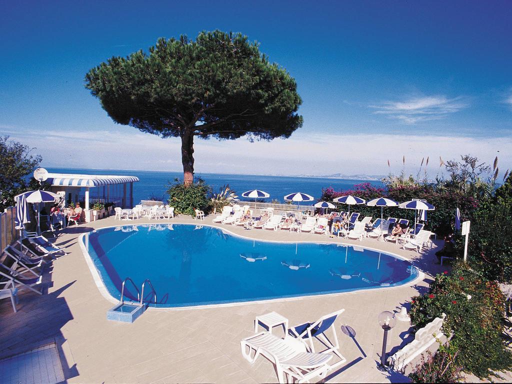 Hotel L'Approdo Casamicciola Terme Екстериор снимка