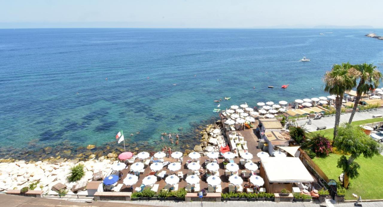 Hotel L'Approdo Casamicciola Terme Екстериор снимка
