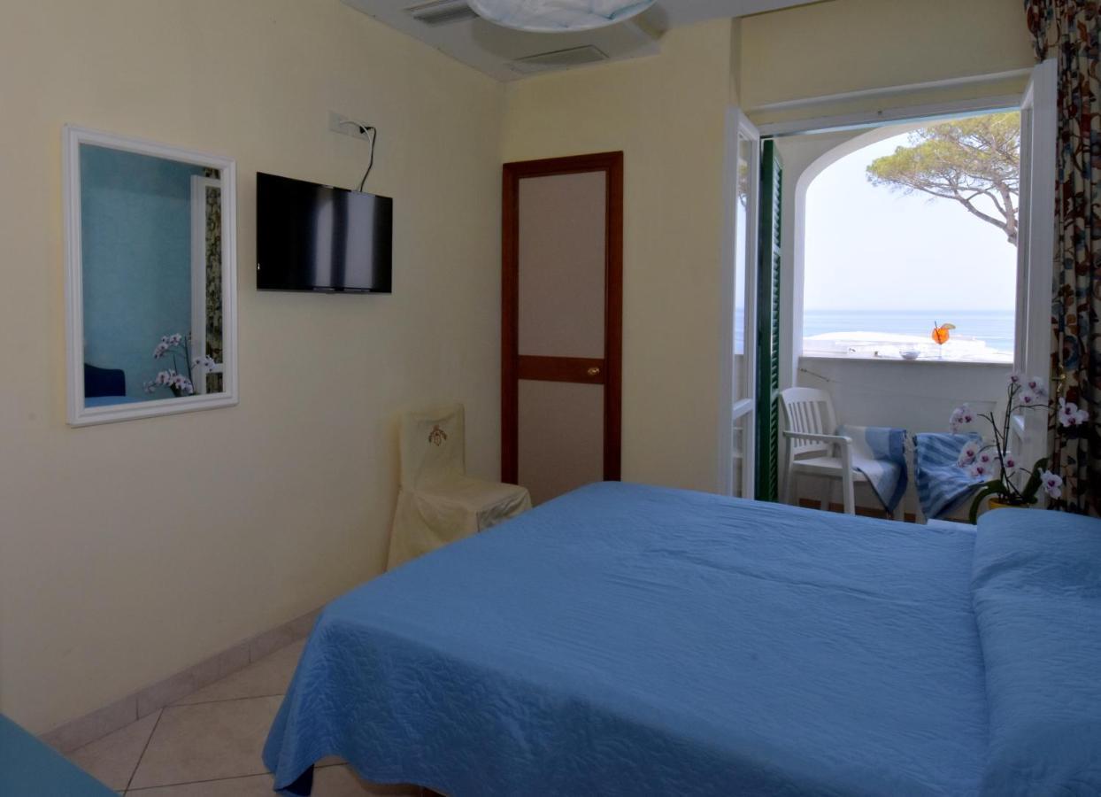 Hotel L'Approdo Casamicciola Terme Екстериор снимка