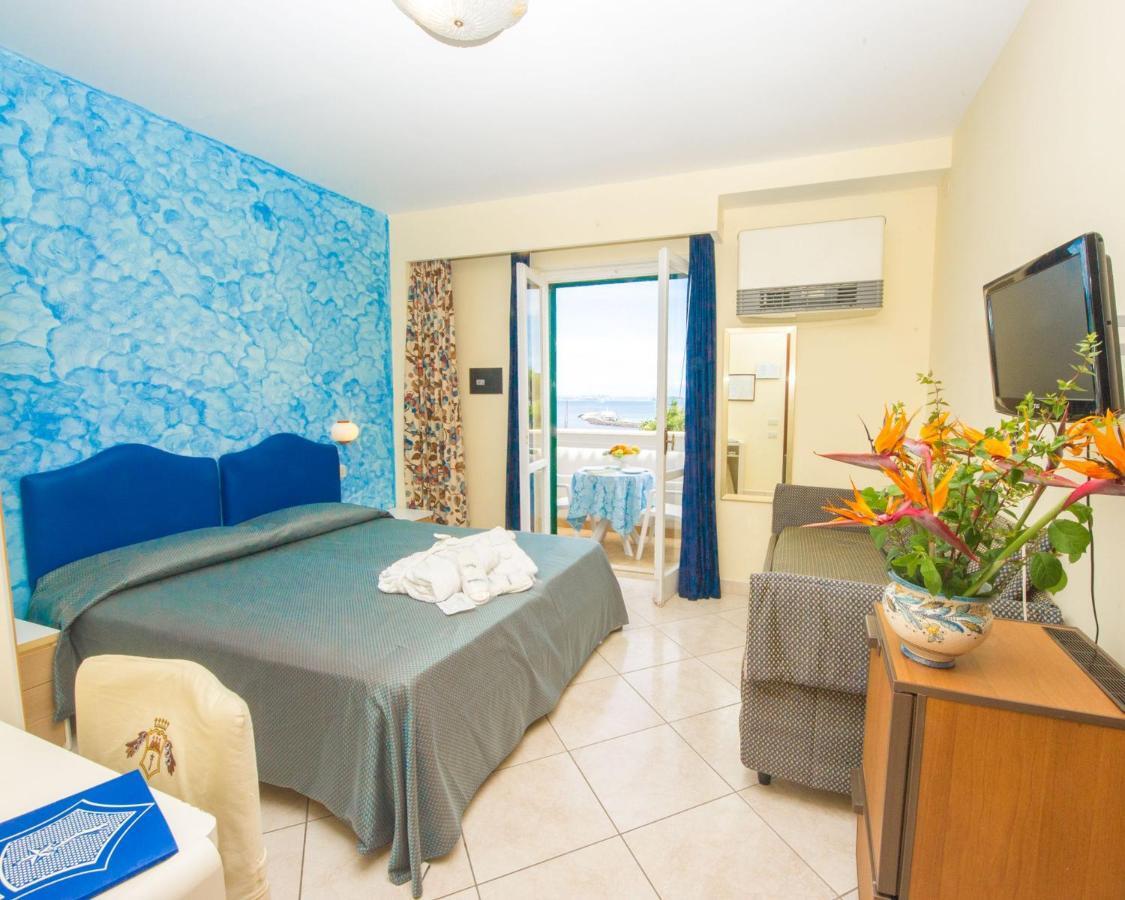 Hotel L'Approdo Casamicciola Terme Екстериор снимка